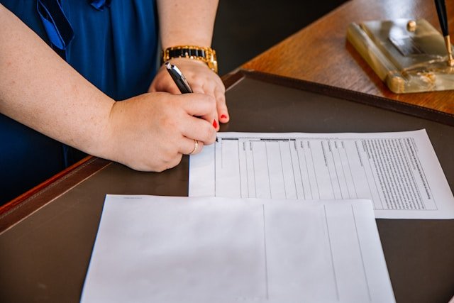 Alteração e Revisão de Contratos